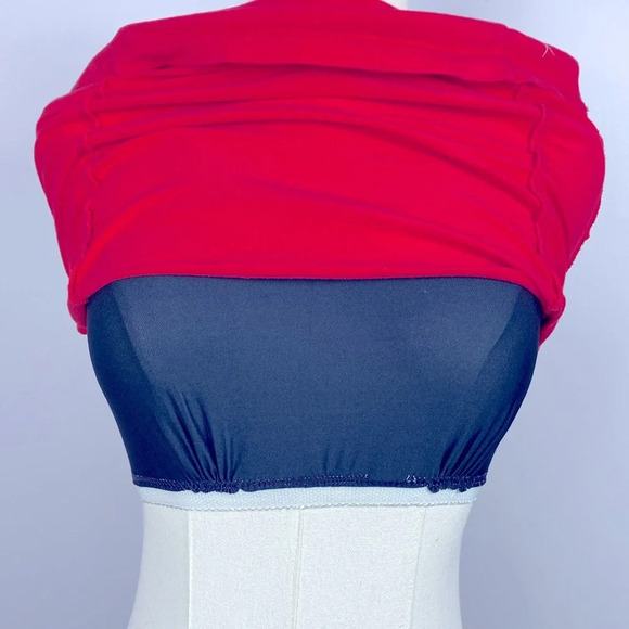 🌸Danskin Racerback tank top with built in bra - Picture 7 of 9